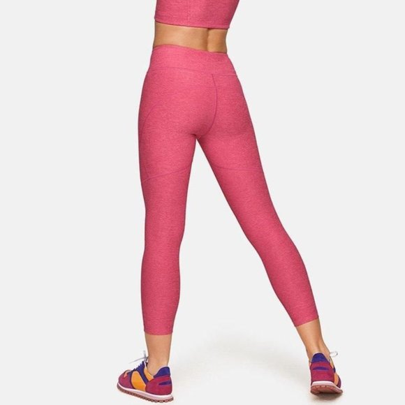 Outdoor Voices 3/4 Warmup Leggings - Picture 3 of 7